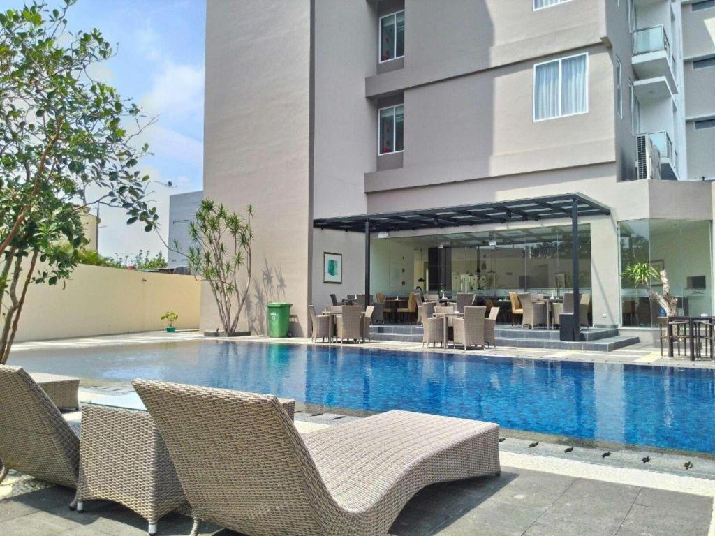 Horison Hotel Sukabumi Exterior foto
